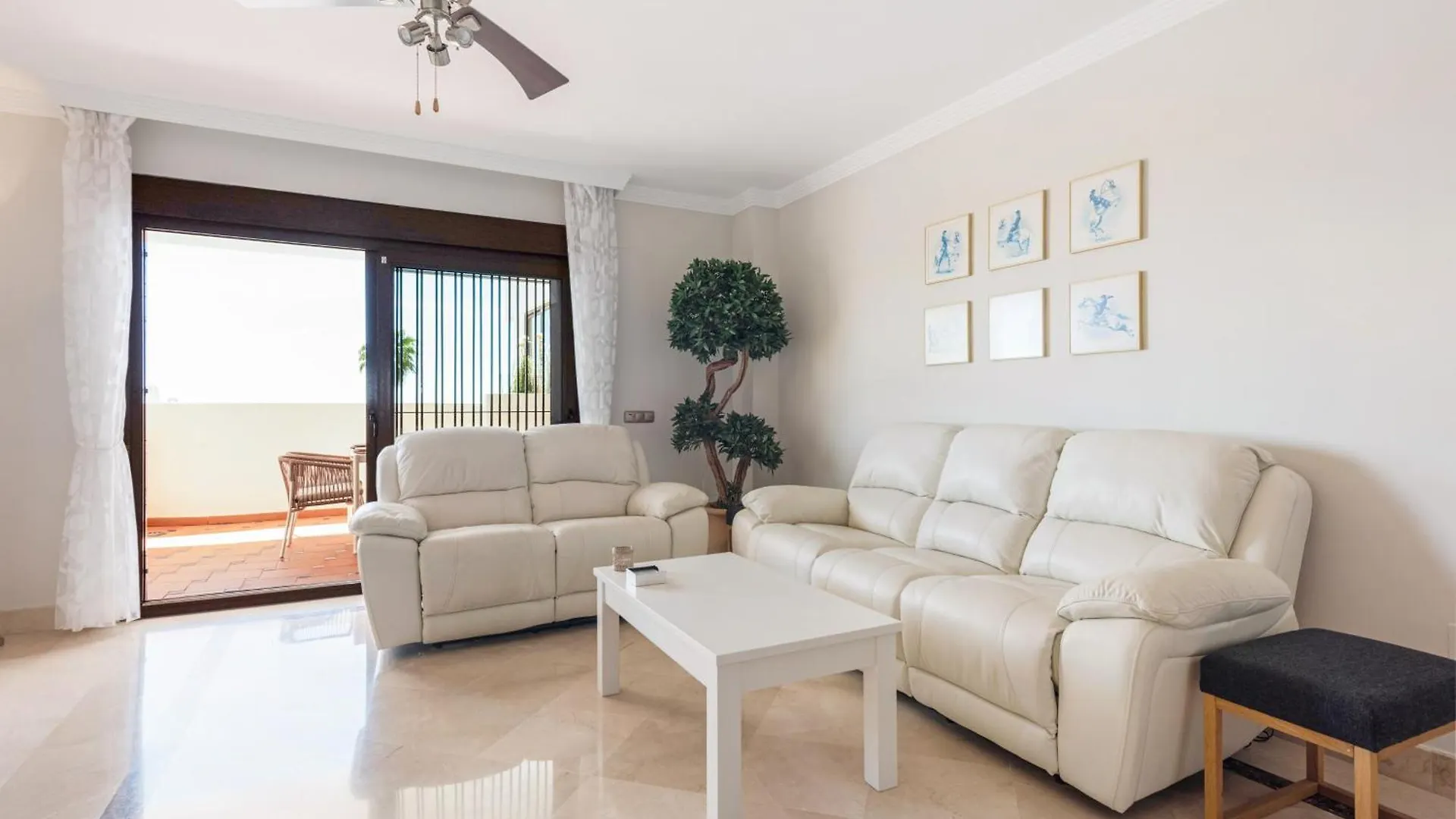 Incredible Apartment With Sea Views And Balcony ميخاس 0*,  إسبانيا